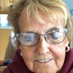 Meet your Posher, Lynn